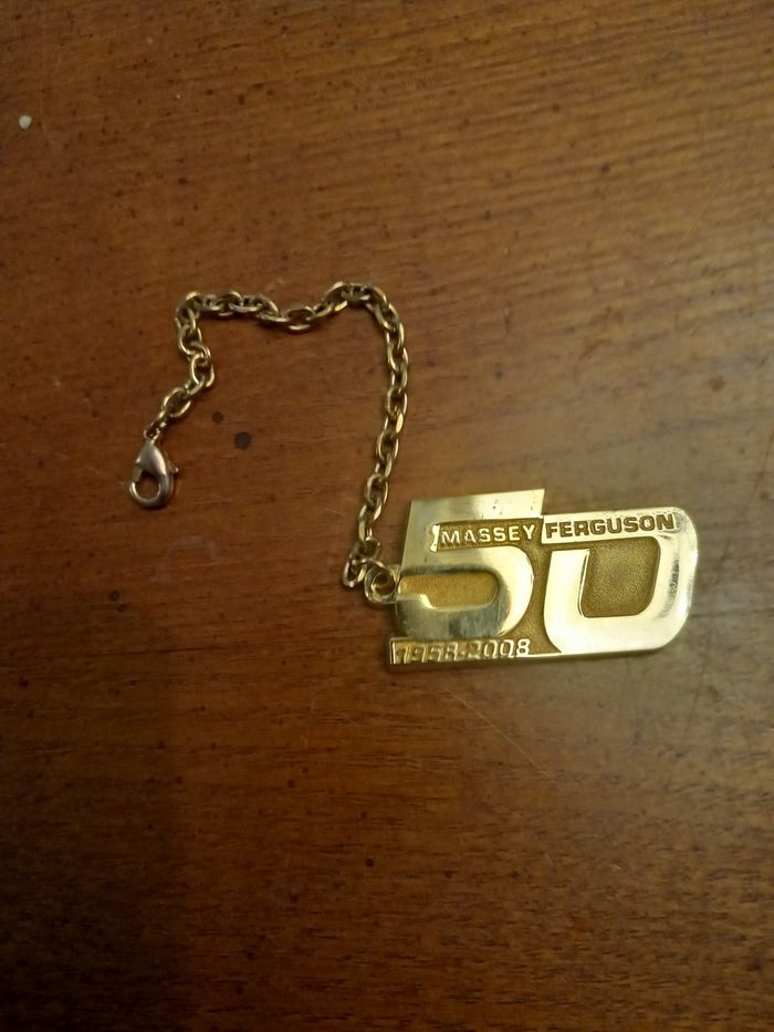 Porte clé Massey Ferguson