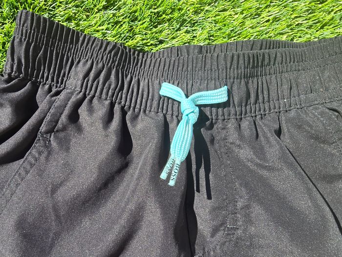 Short de bain boss - photo numéro 3