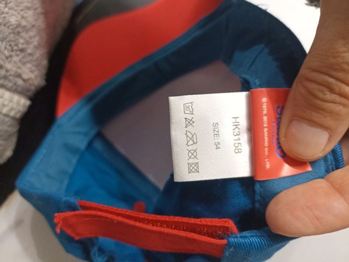 Casquette Hello Kitty taille 54 - photo numéro 2