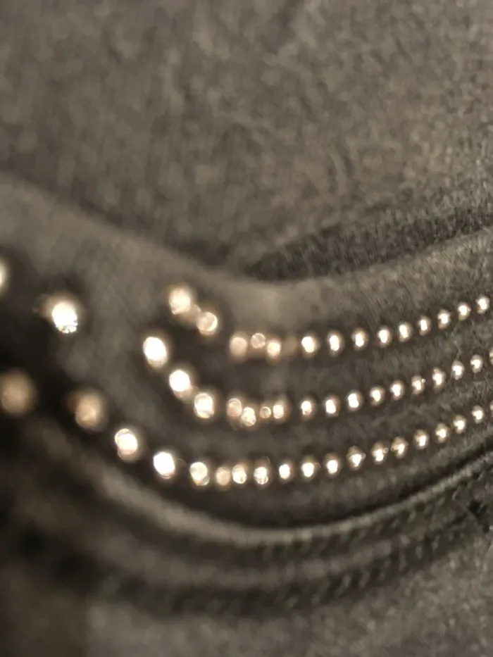 Superbe jeans en excellent état en 46 avec Strass aux poches - photo numéro 7
