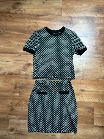 Ensemble noir et blanc