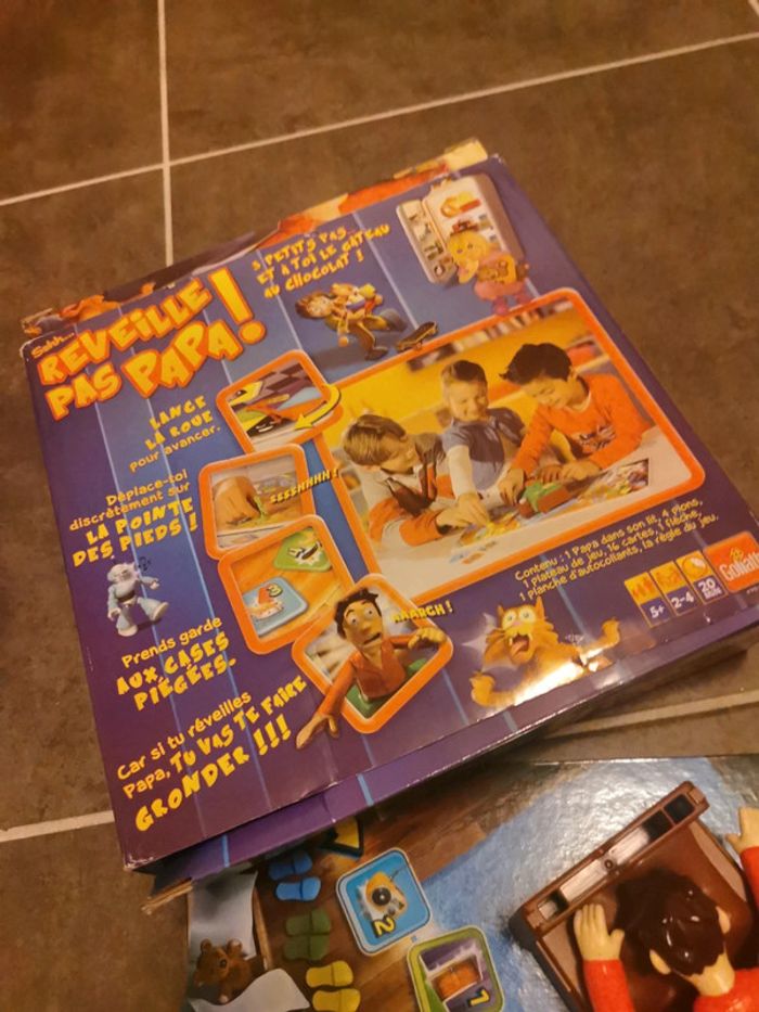 Jeux de société réveille pas papa