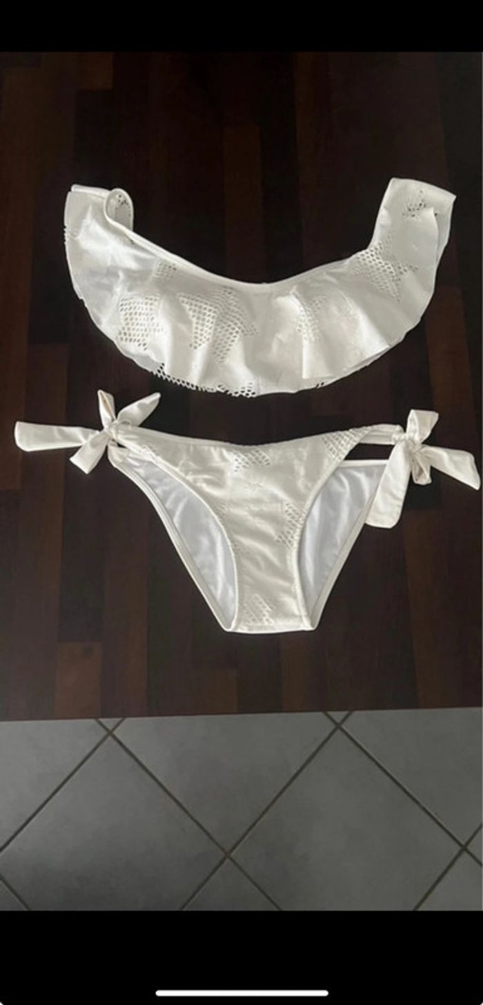 Maillot de bain 2 pièces blanc en parfait état taille 38