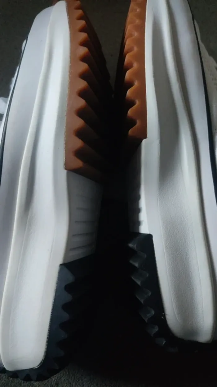 Converse Chuck Taylor Runstar baskets montantes plateforme - photo numéro 7