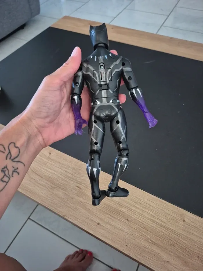 Figurine black panther - photo numéro 3