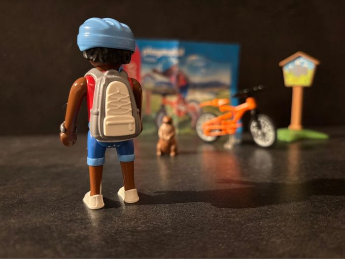 Playmobil 70303 cycliste avec marmotte - photo numéro 7