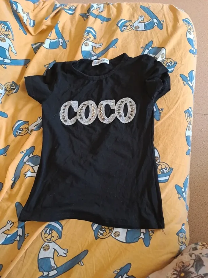 Tee shirt