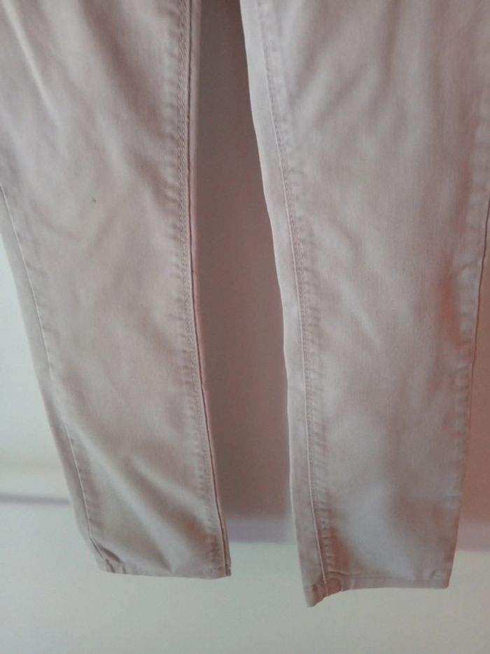 Joli pantalon rose pâle.  10 ans - photo numéro 6