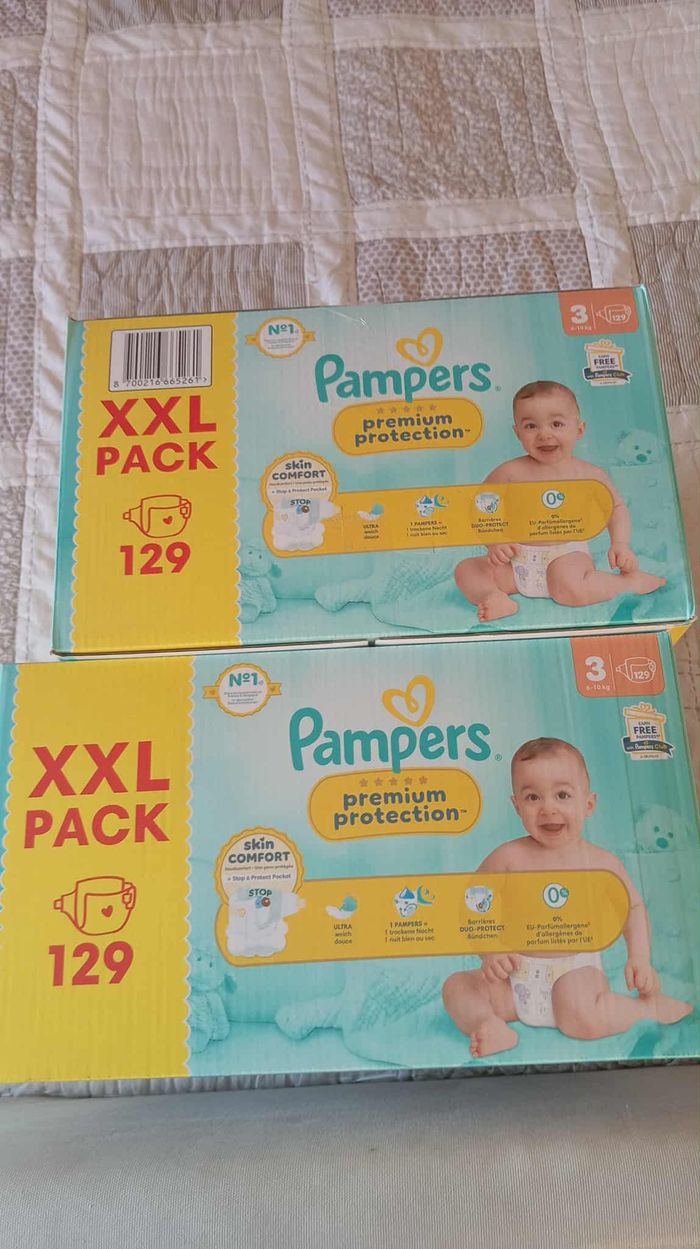 2 cartons XXL  packs ( 258 couches ) Pampers Premium Protection   taille 3 neuf jamais ouvert