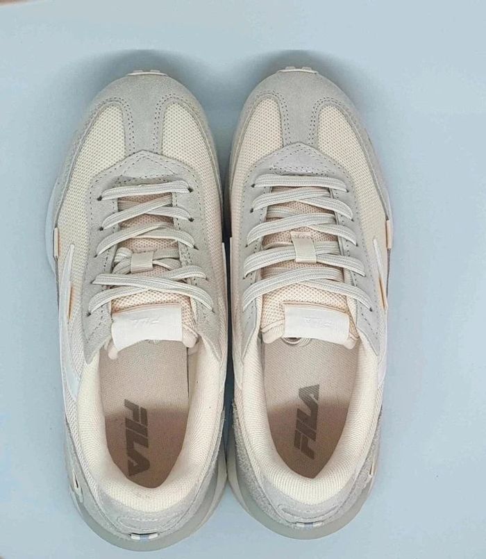 Baskets Fila neuves jamais portées taille 37 - photo numéro 4