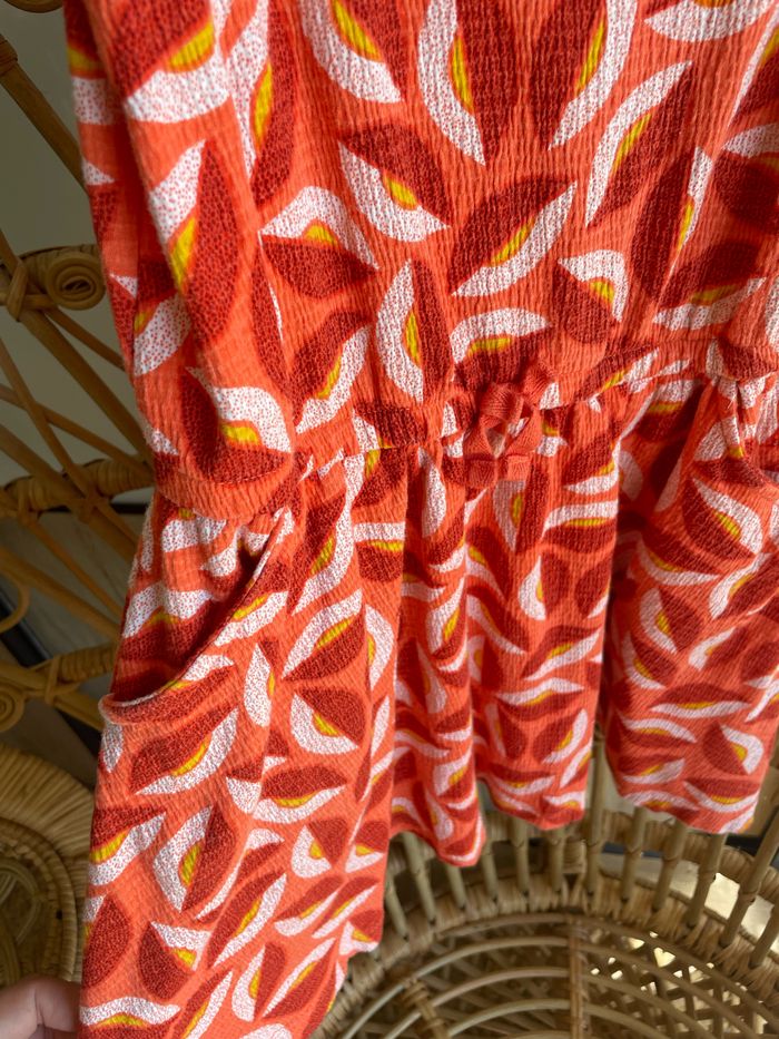 Robe Okaidi tons oranges 8 ans. Bretelles, poches - photo numéro 3