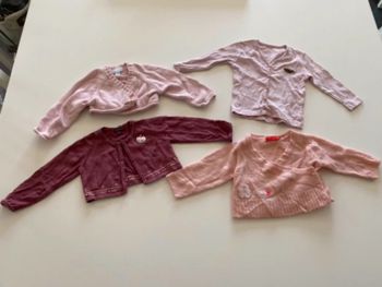Lot gilet et boléros