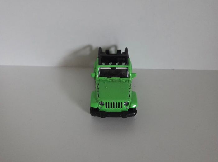 Voiture Majorette Jeep Wrangler Vert Vif - Échelle 1/60 - Réf 224