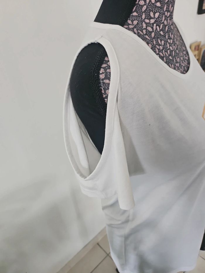 T-shirt marque Inconnu - photo numéro 3