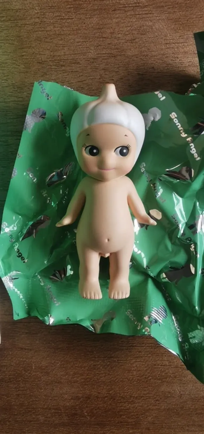 🌼Sonny Angel Vegetable Series Figurine Garlic (Ail) Officiel avec boîte+sachet Zéro hasard 🧄 - photo numéro 2