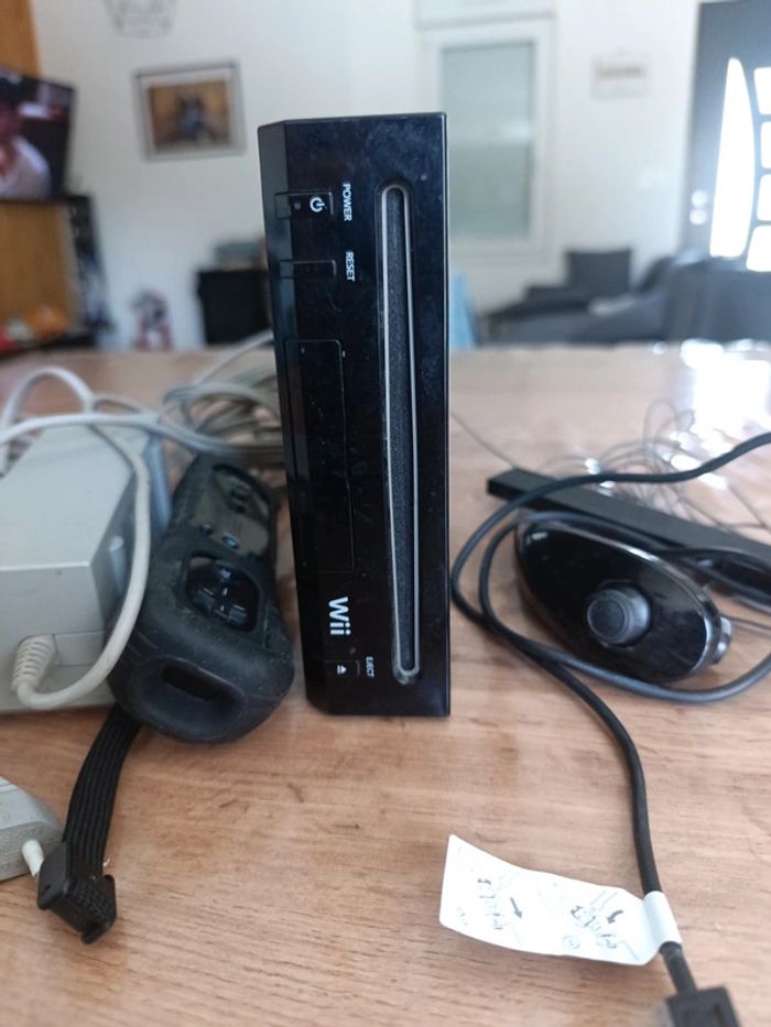 Console Wii - photo numéro 2
