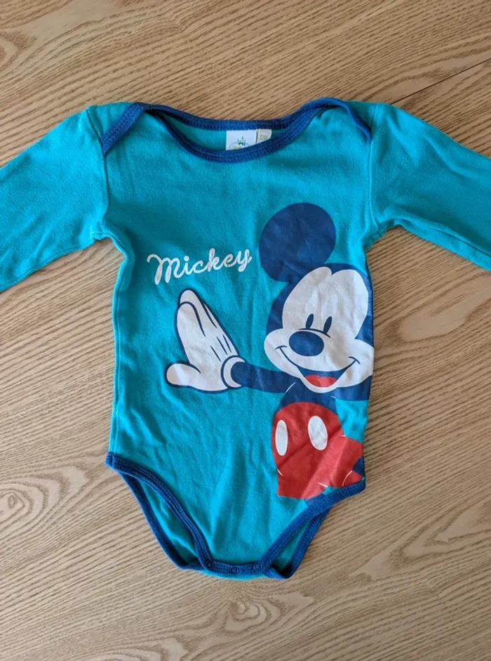 Lot de 2 bodies Mickey, Disney. - photo numéro 6