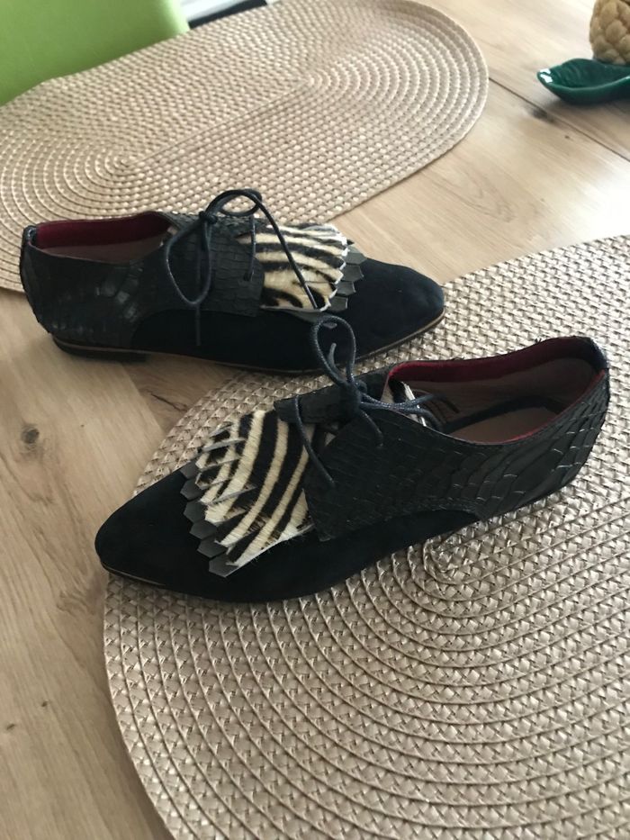 Mocassins en daim et cuir couleur noire et zébrée - photo numéro 5
