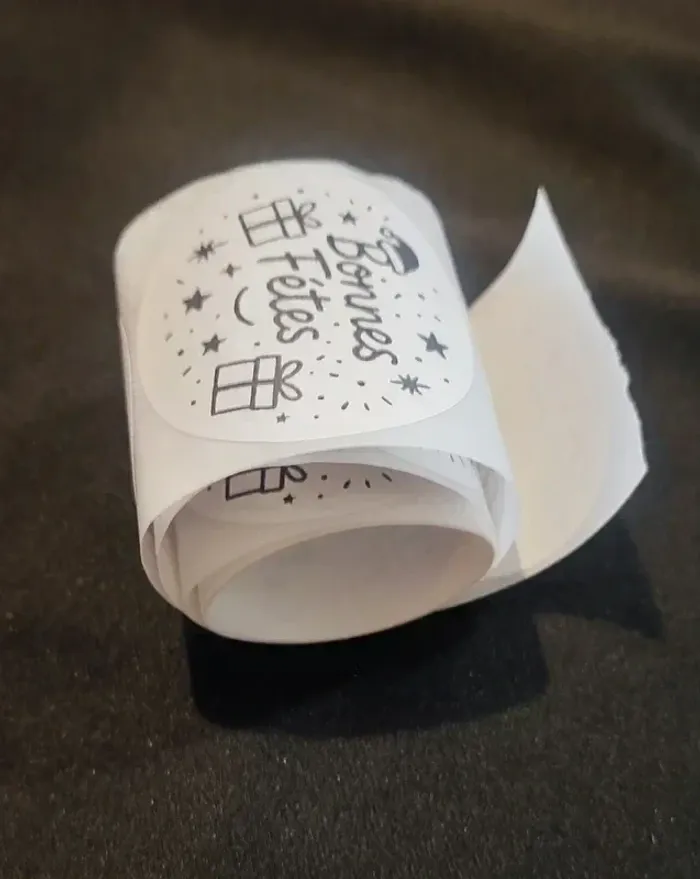 Lot de 20 autocollants “Bonnes Fêtes” stickers ronds cadeaux 50×50 mm - photo numéro 3