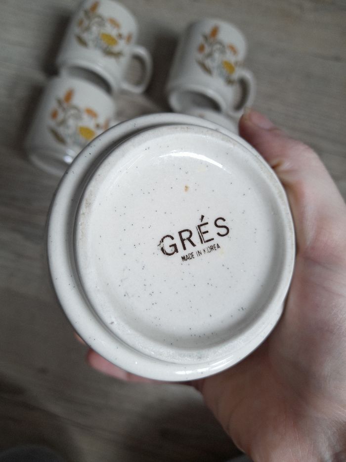 Lot 5 tasses vintage en grès made in Corée - photo numéro 2