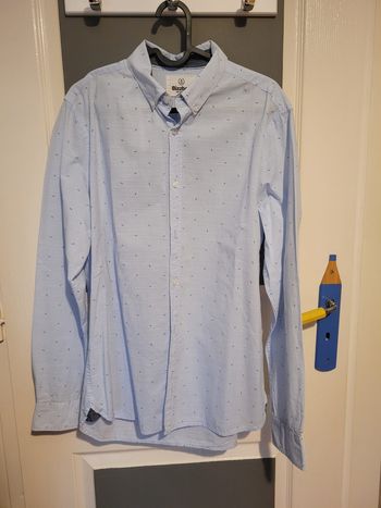 Chemise manches longues Bizzbee bleu ciel petits motifs traits noirs