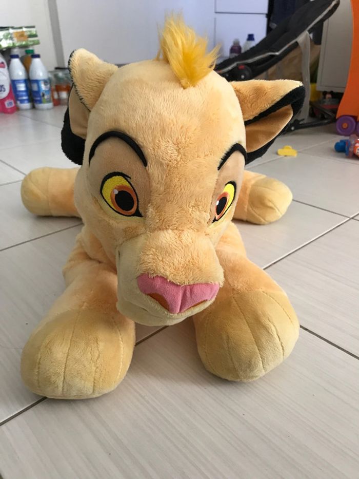 Grande peluche simba roi lion