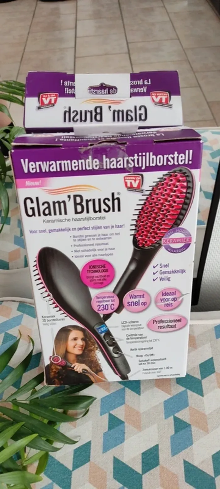 Brosse lissante et chauffante en céramique - photo numéro 2
