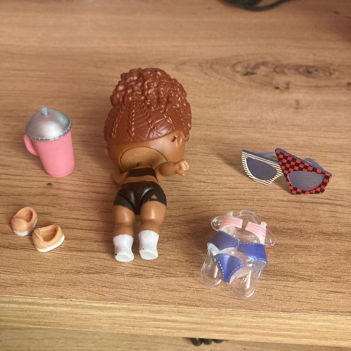 Poupée LOL - photo numéro 2