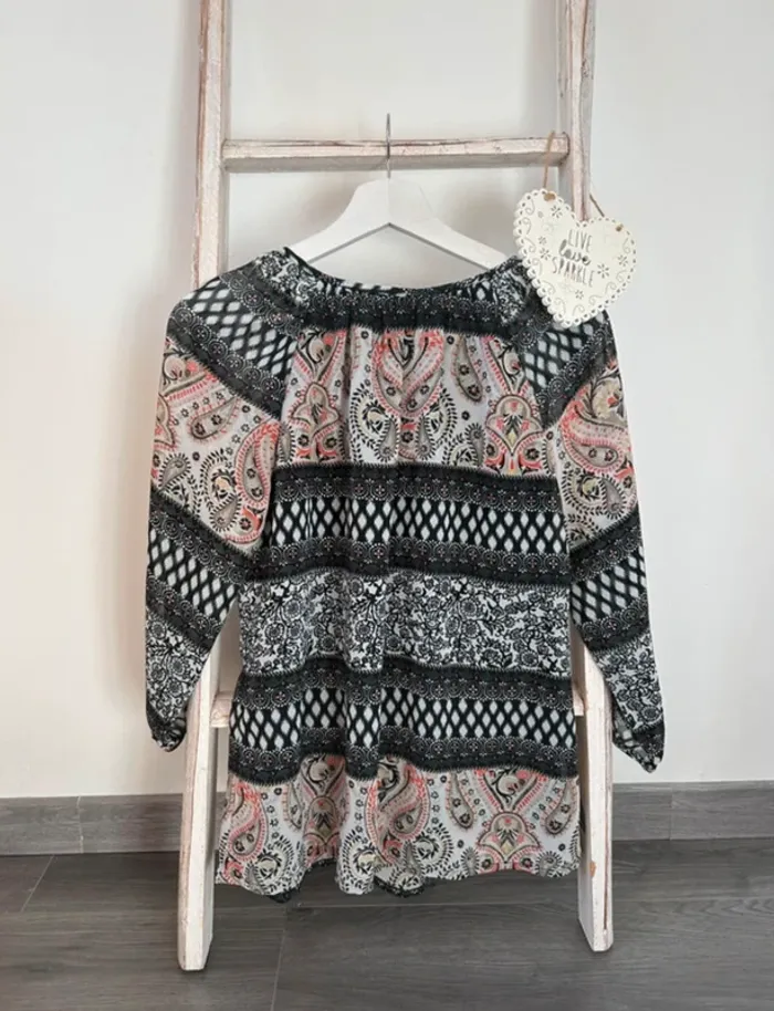 Blouse à motifs - photo numéro 2