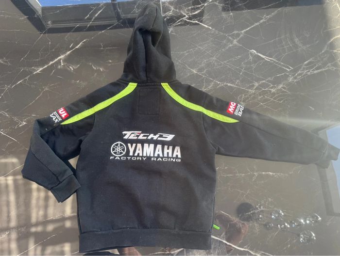 Veste yamaha grand 4 ans