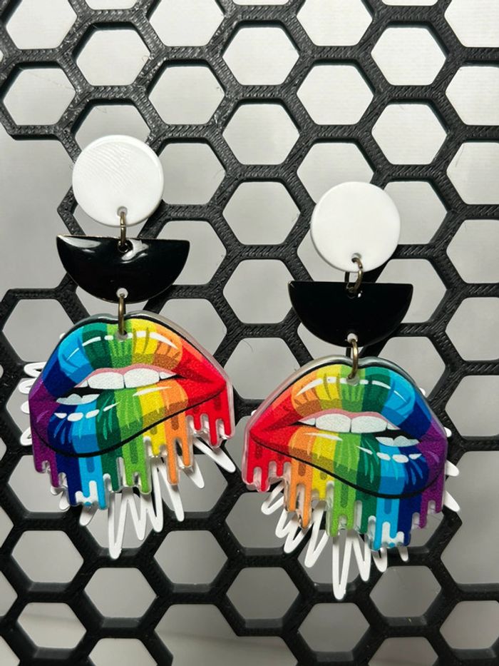 Boucles d’oreilles Baisers Arc-en-ciel