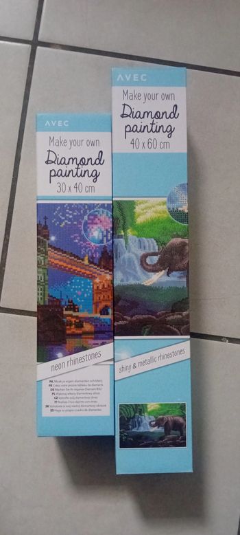 Lot de 2 diamonds painting neufs