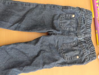 Vends lot pantalons 9 mois
