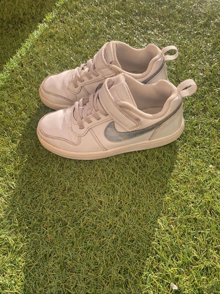Baskets nike pour filles - photo numéro 2