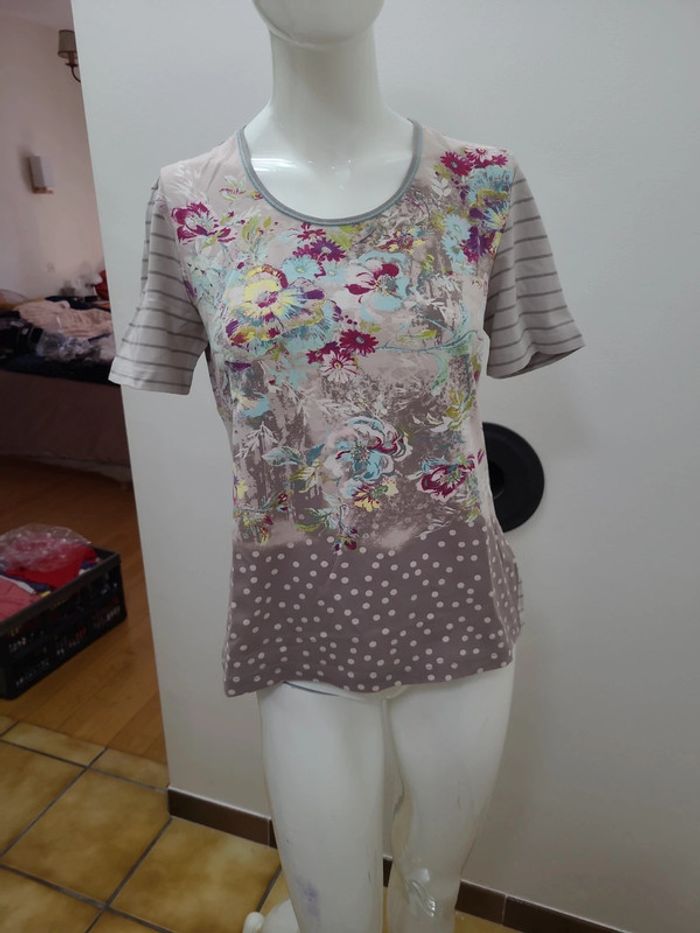 Magnifique T shirt Gerry Weber taille 40 - photo numéro 2