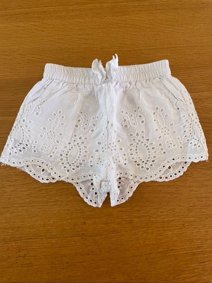 Short blanc Zara 12-18 mois