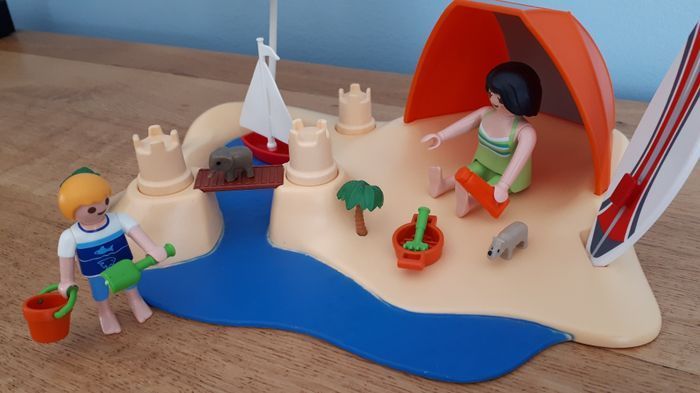 Playmobil vacanciers à la plage - photo numéro 2