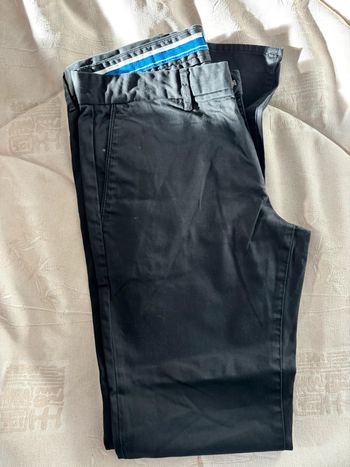 Chino noir