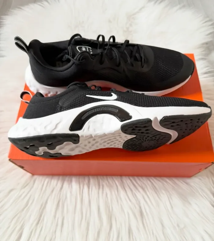 Nike Renew In-Season TR 11 – Taille 44,5 – all black – Neuf avec étiquette - photo numéro 10