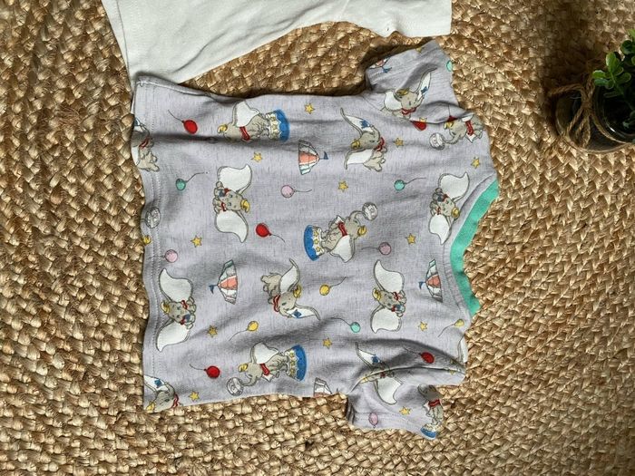 Lot 2 pyjamas dumbo 6/9 mois primark disney - photo numéro 3