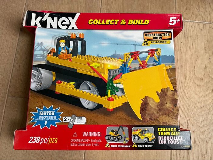 Set K’nex 13524 - Bulldozer avec moteur - photo numéro 2