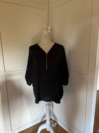 Blouse noire manches courte gemo taille 46