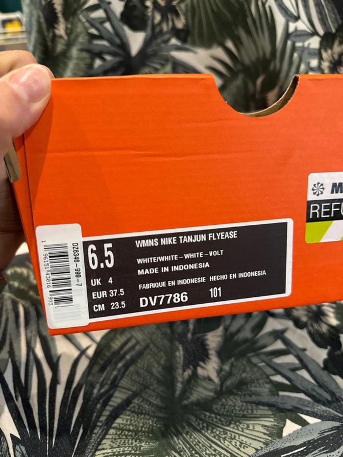 Wmns Nike tanjun flyease - photo numéro 7