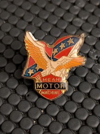 Pin's Mean Motor Machine moto chopper bobber confédéré