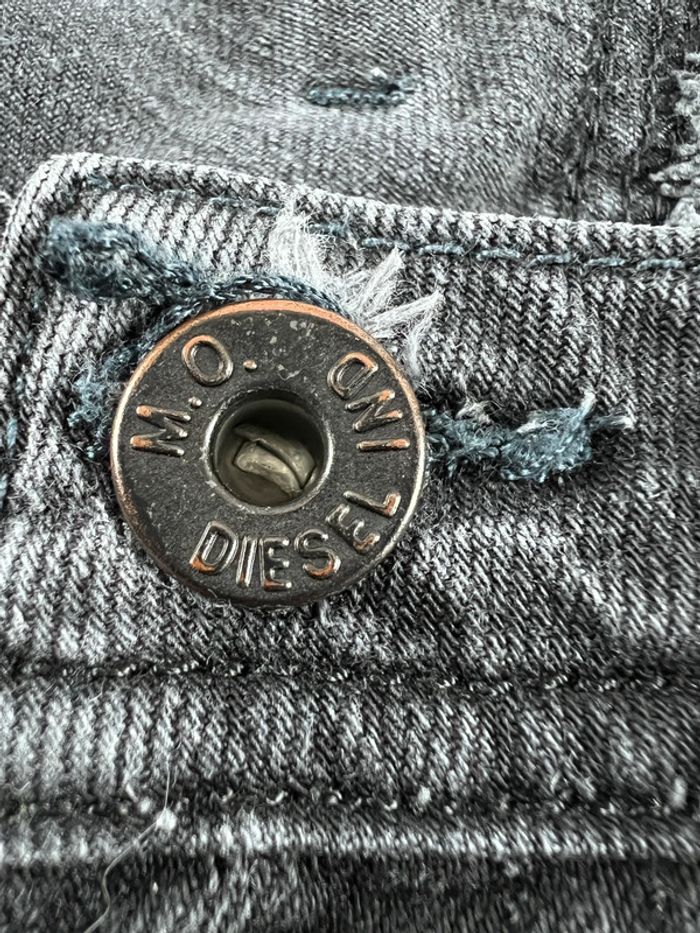 Jean slim Diesel effet délavé noir – Taille XS - photo numéro 19