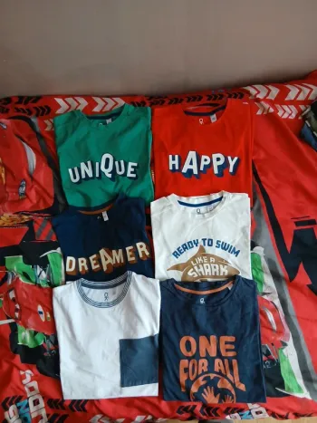 Lots de 6 tee-shirts Okaïdi taille 14 ans