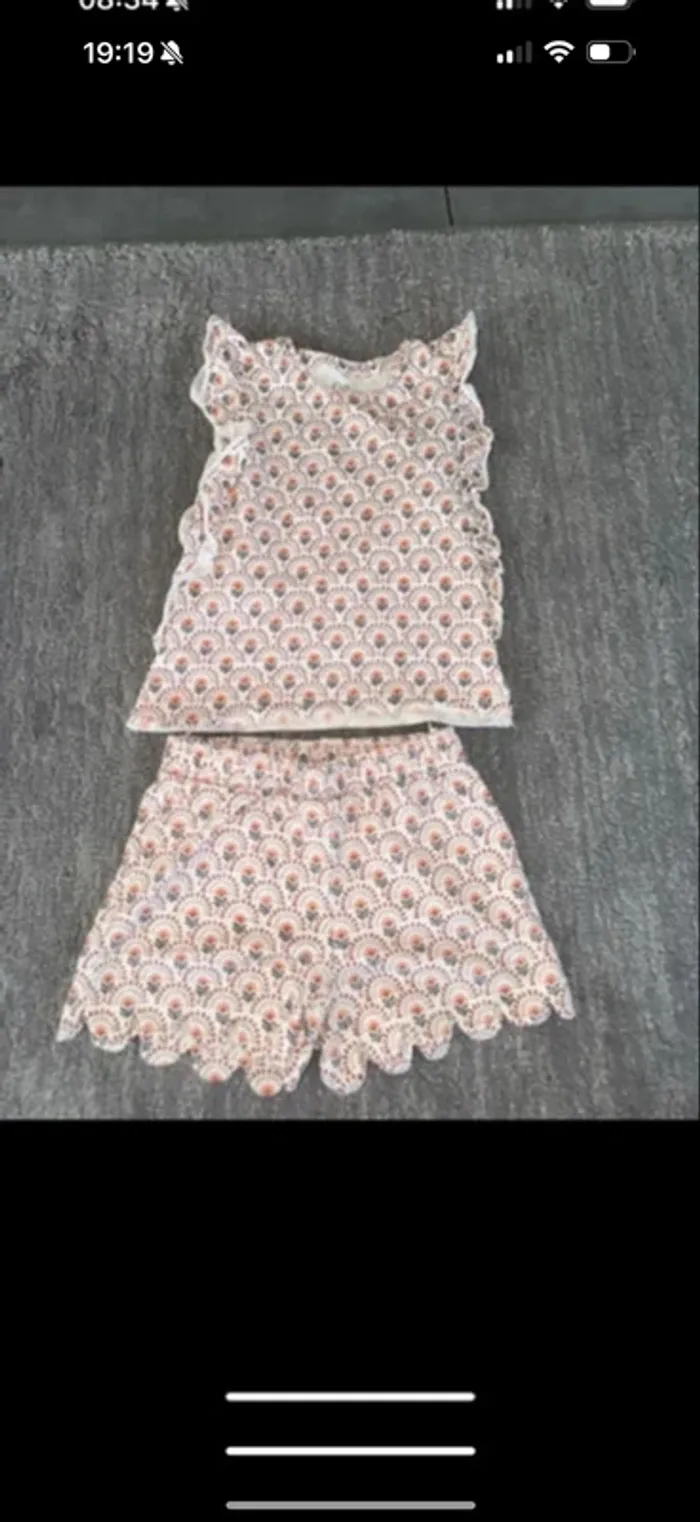 Ensemble fleurie fille taille 116 c&a - photo numéro 2