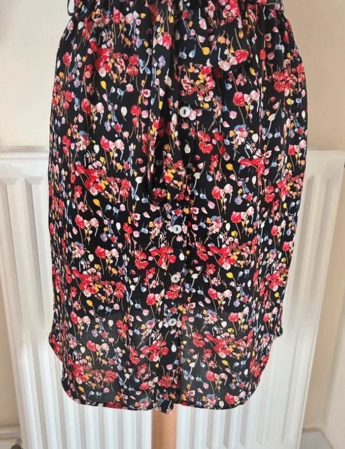Robe fleurie, noire et rouge, Forever21 - photo numéro 7