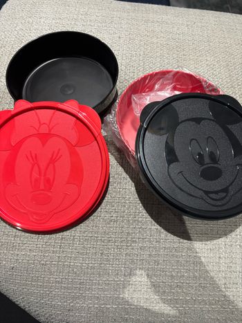 2 boîtes assiettes enfant Disney Tupperware neuf