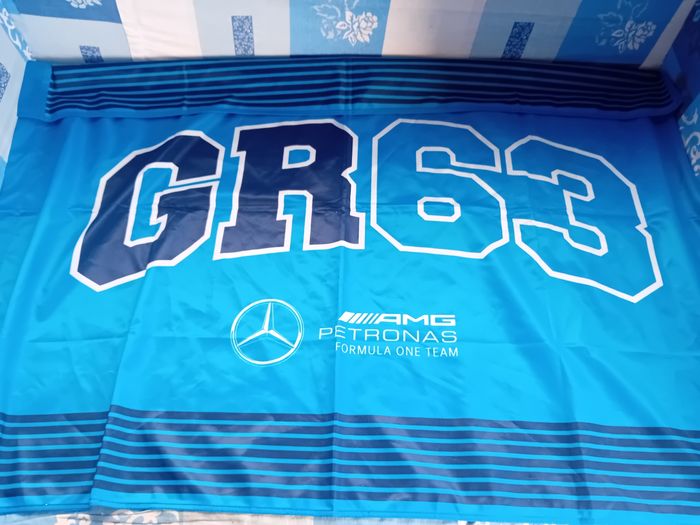 Drapeau GR 03 Mercedes neuf